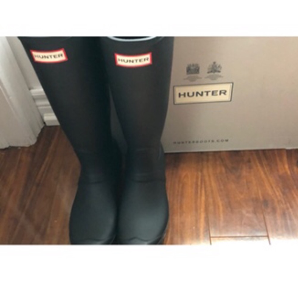 Hunter boots 👢
